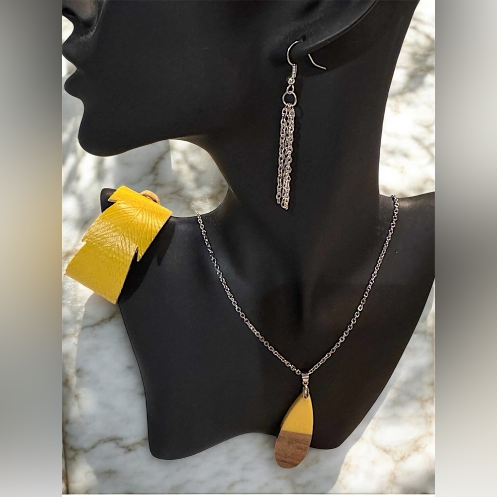 3pc Yellow Brown Pendant Necklace bracelet Earring Set handcrafted